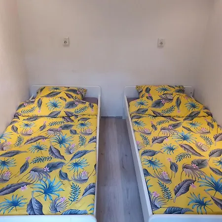 Vrijstaand Chalet O6 Apartment